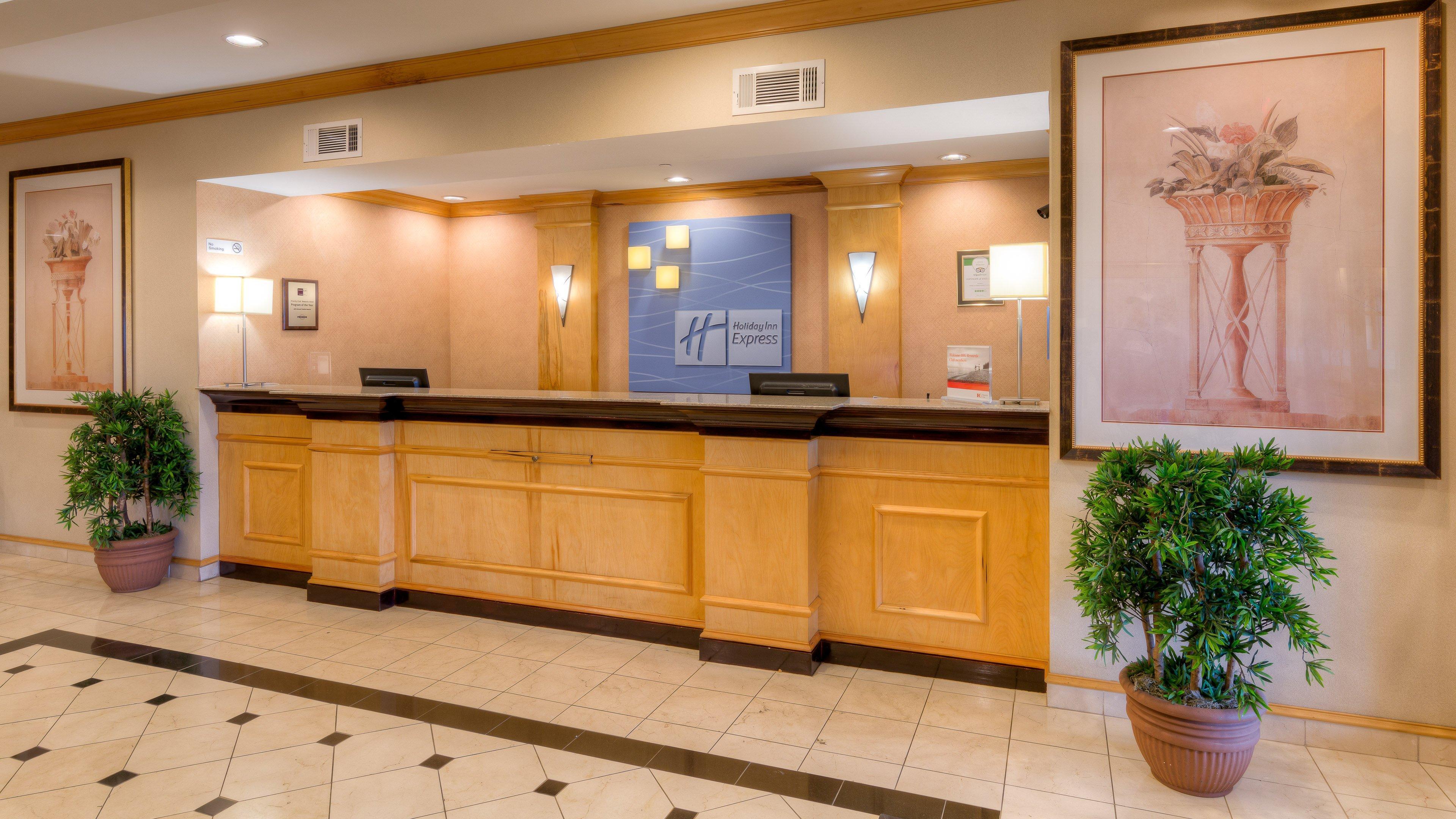 Holiday Inn Express Hotel & Suites Memphis Southwind By Ihg Екстериор снимка