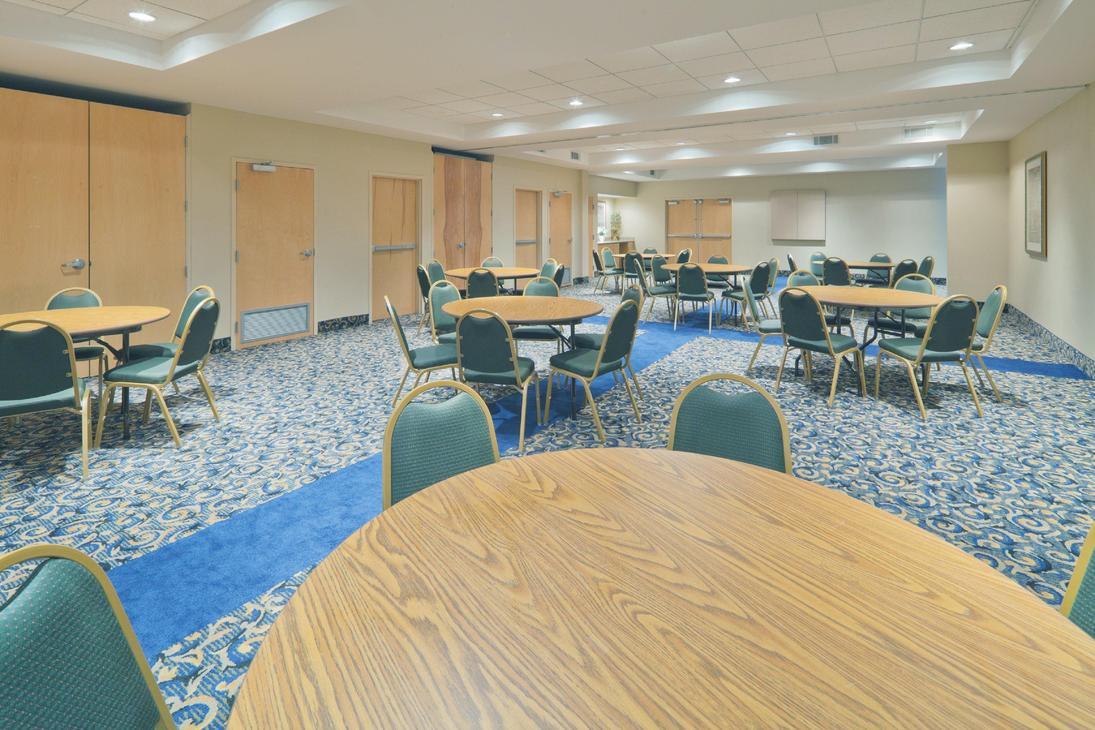 Holiday Inn Express Hotel & Suites Memphis Southwind By Ihg Екстериор снимка