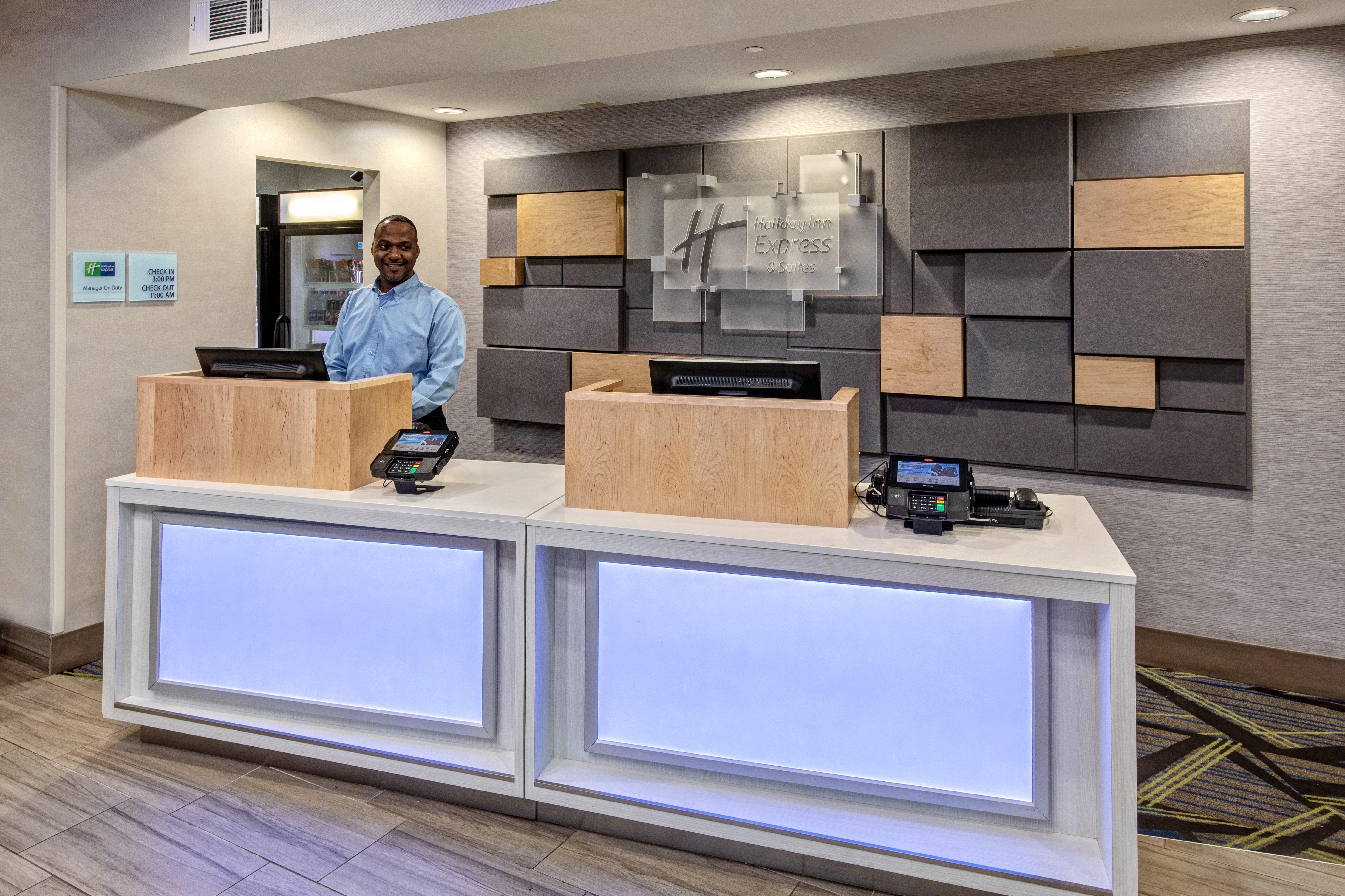 Holiday Inn Express Hotel & Suites Memphis Southwind By Ihg Екстериор снимка
